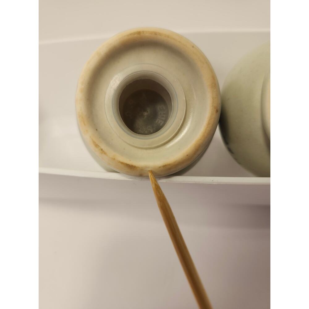 Pfaltzgraff Christmas Heirloom Stoneware Salt and Pepper Shaker Set Vintage - Picture 8 of 9